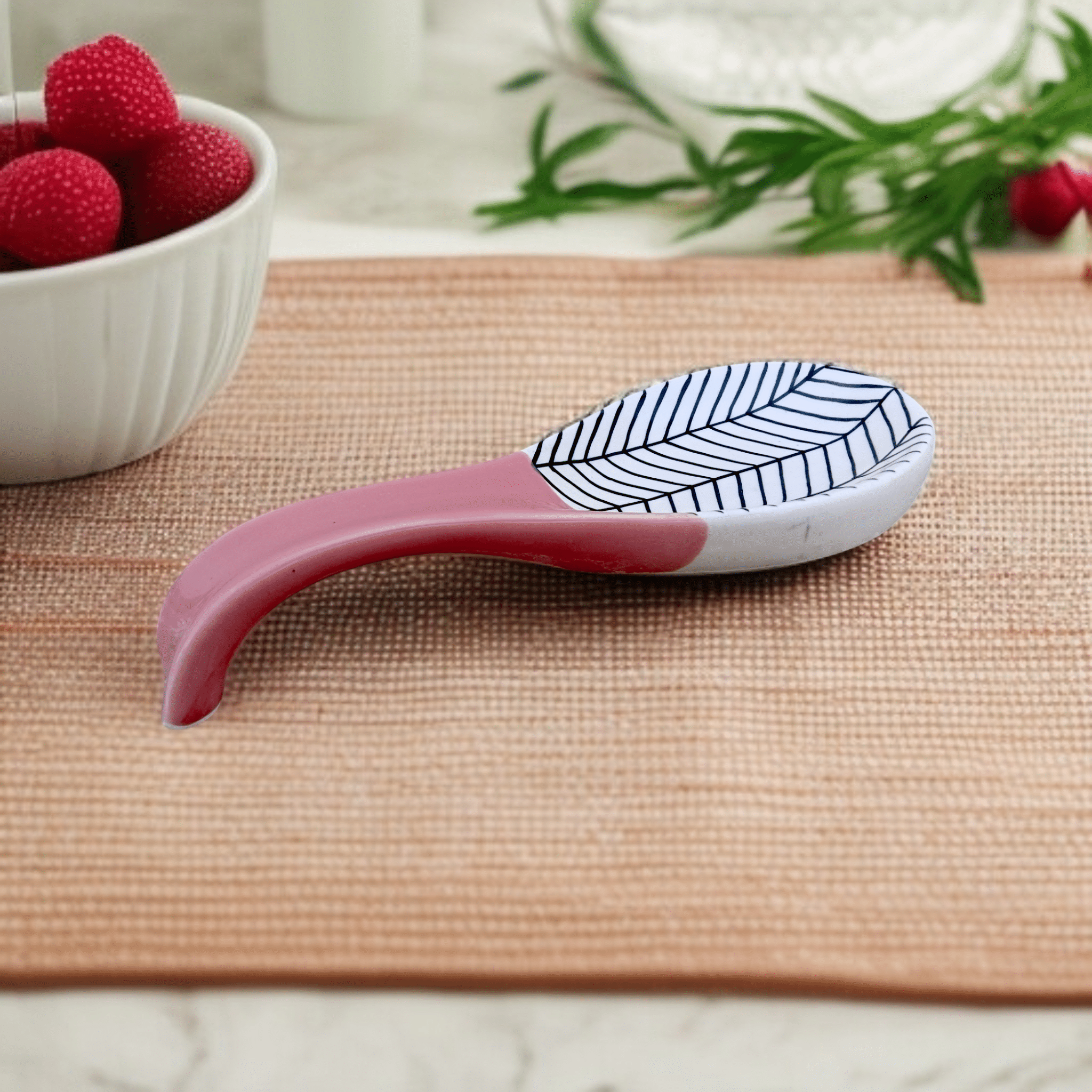     			Malaikah Pnk Zbra Lng Spn Rst Ceramic Printed Soup Spoon Pink ( Pack of 1 )