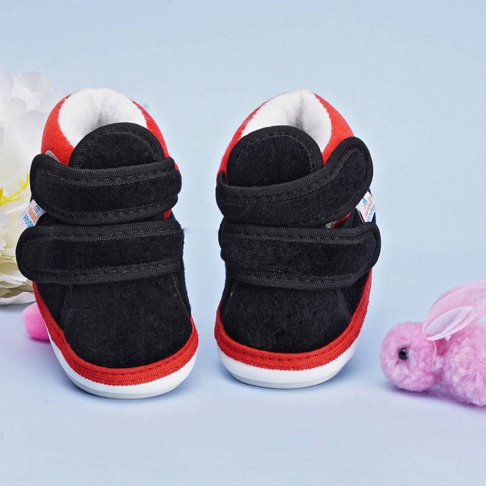     			Neska Moda - Black Booties For Baby Boy & Baby Girl 12-18 Months ( Pack of 1 )