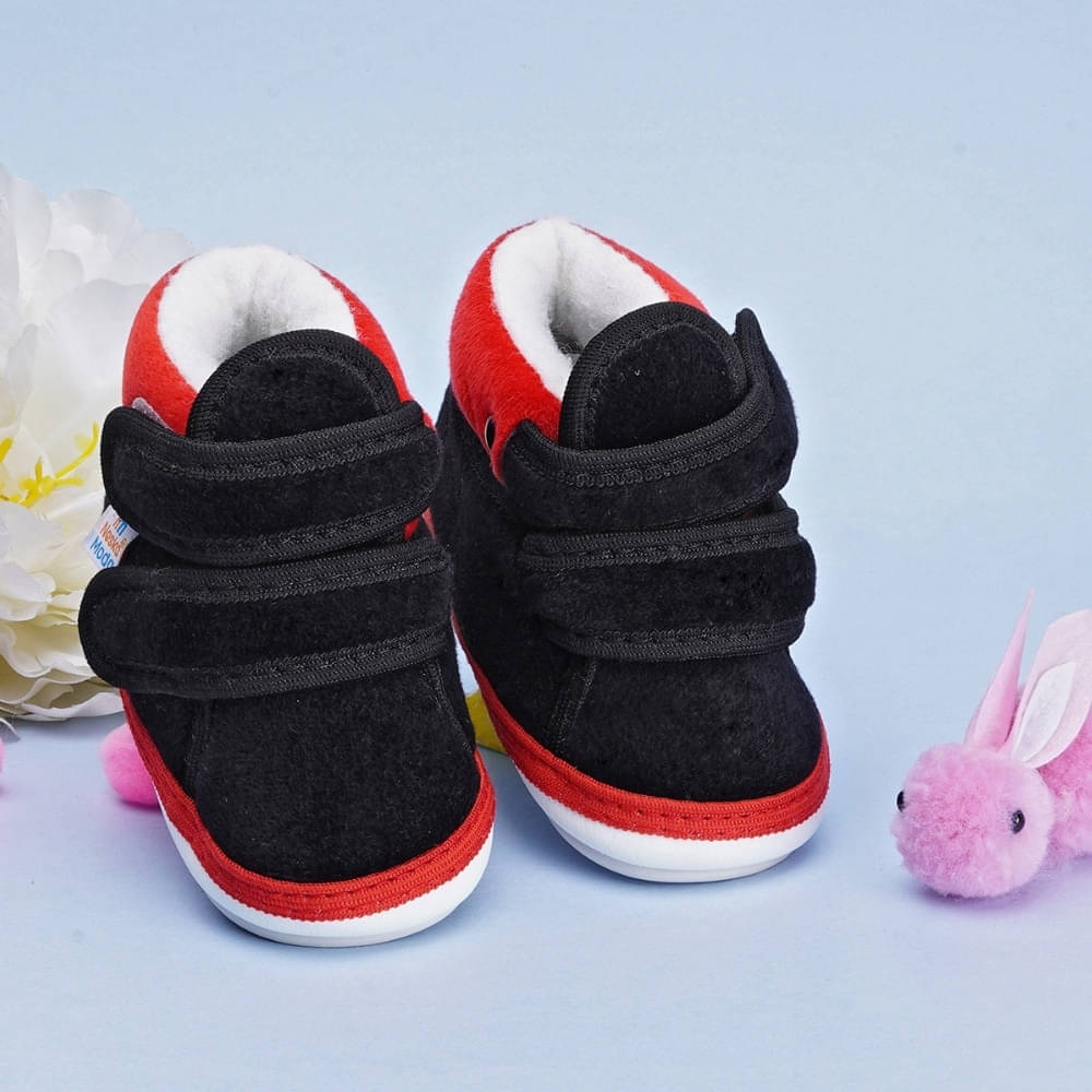     			Neska Moda - Black Booties For Baby Boy & Baby Girl 18-24 Months ( Pack of 1 )
