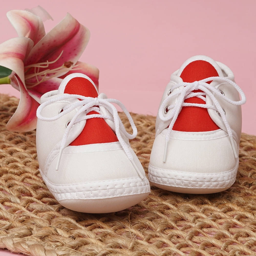     			Neska Moda - White Booties For Baby Boy & Baby Girl 6-12 Months ( Pack of 1 )