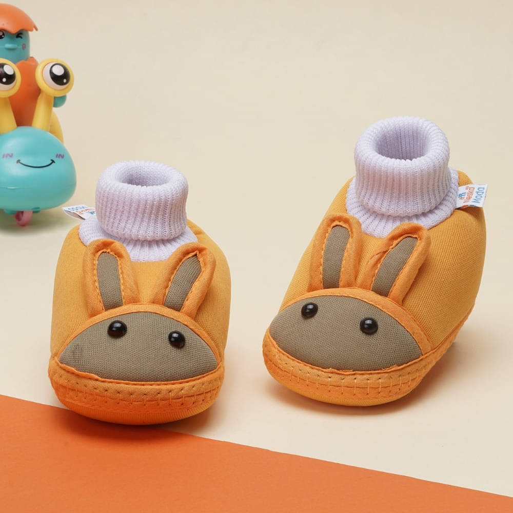     			Neska Moda - Yellow Booties For Baby Boy & Baby Girl 6-12 Months ( Pack of 1 )