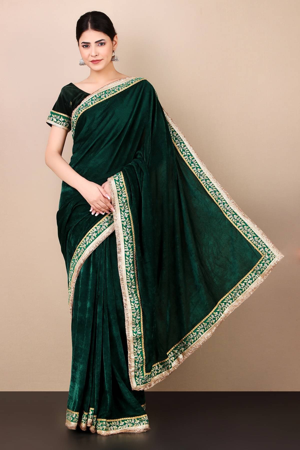     			Prazvika Velvet Embroidered Chanderi saree With Unstitched Blouse Piece ( Green )