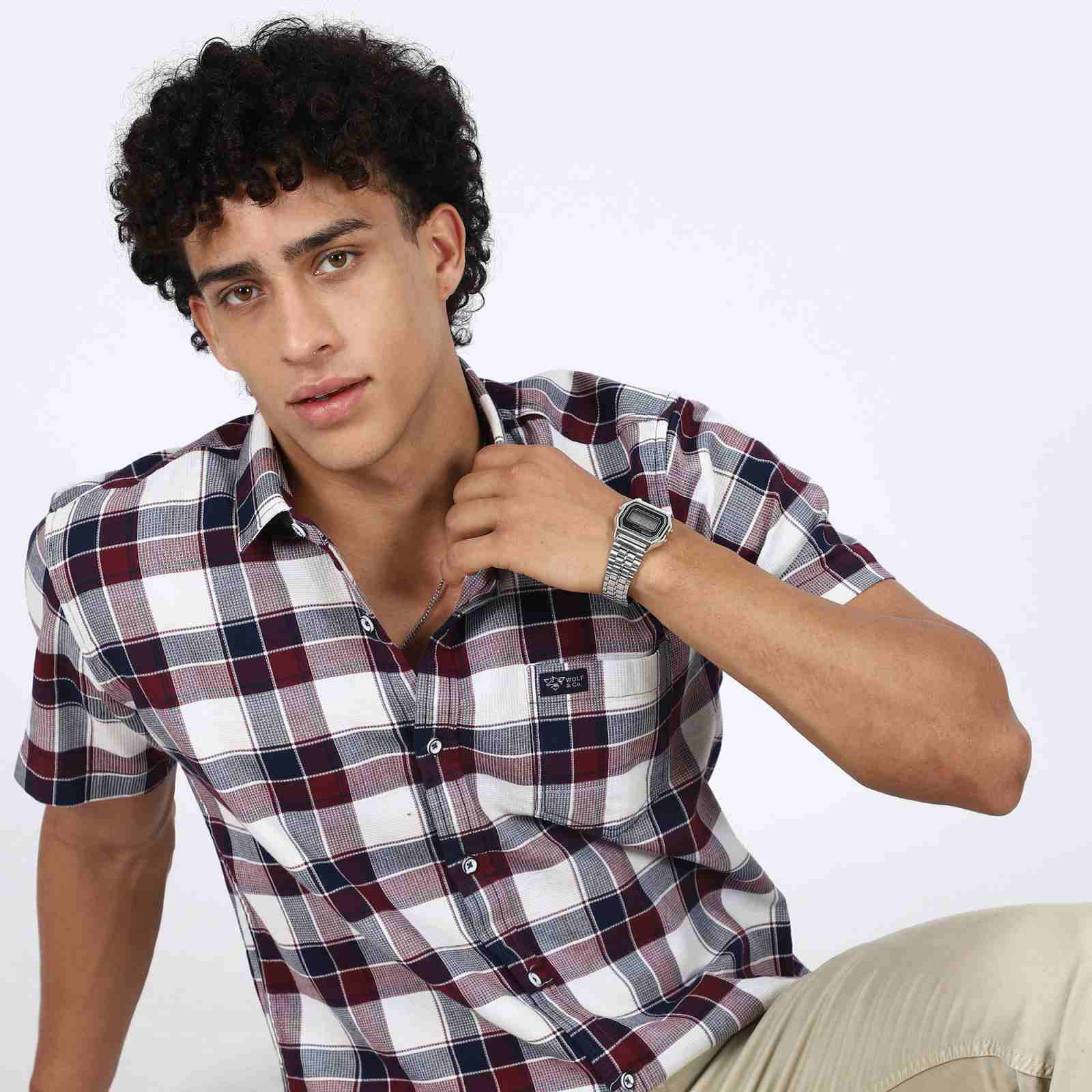 Wolf & co. Cotton Blend Regular Fit Checks Half Sleeves Men's Casual Shirt - Maroon ( Pack of 1 )     			Wolf & co. Cotton Blend Regular Fit Checks Half Sleeves Men's Casual Shirt - Maroon ( Pack of 1 )