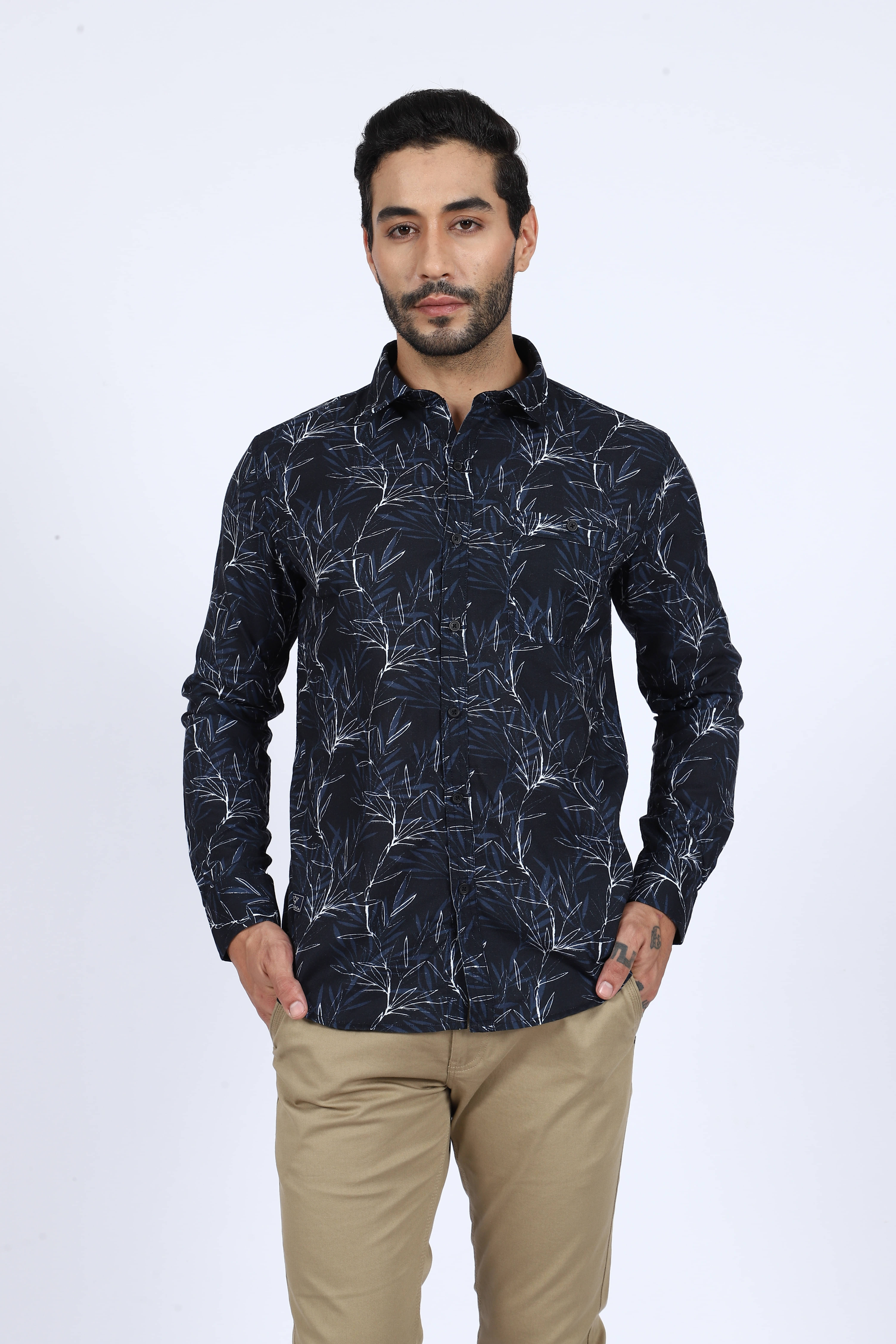 Wolf & co. Cotton Blend Regular Fit Printed Full Sleeves Men's Casual Shirt - Blue ( Pack of 1 ) Wolf & co. Cotton Blend Regular Fit Printed Full Sleeves Men's Casual Shirt - Blue ( Pack of 1 )