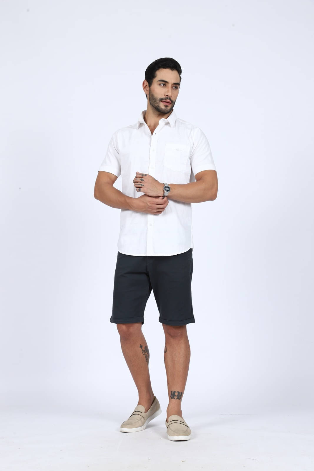     			Wolf & co. Cotton Blend Regular Fit Solids Half Sleeves Men's Casual Shirt - White ( Pack of 1 )