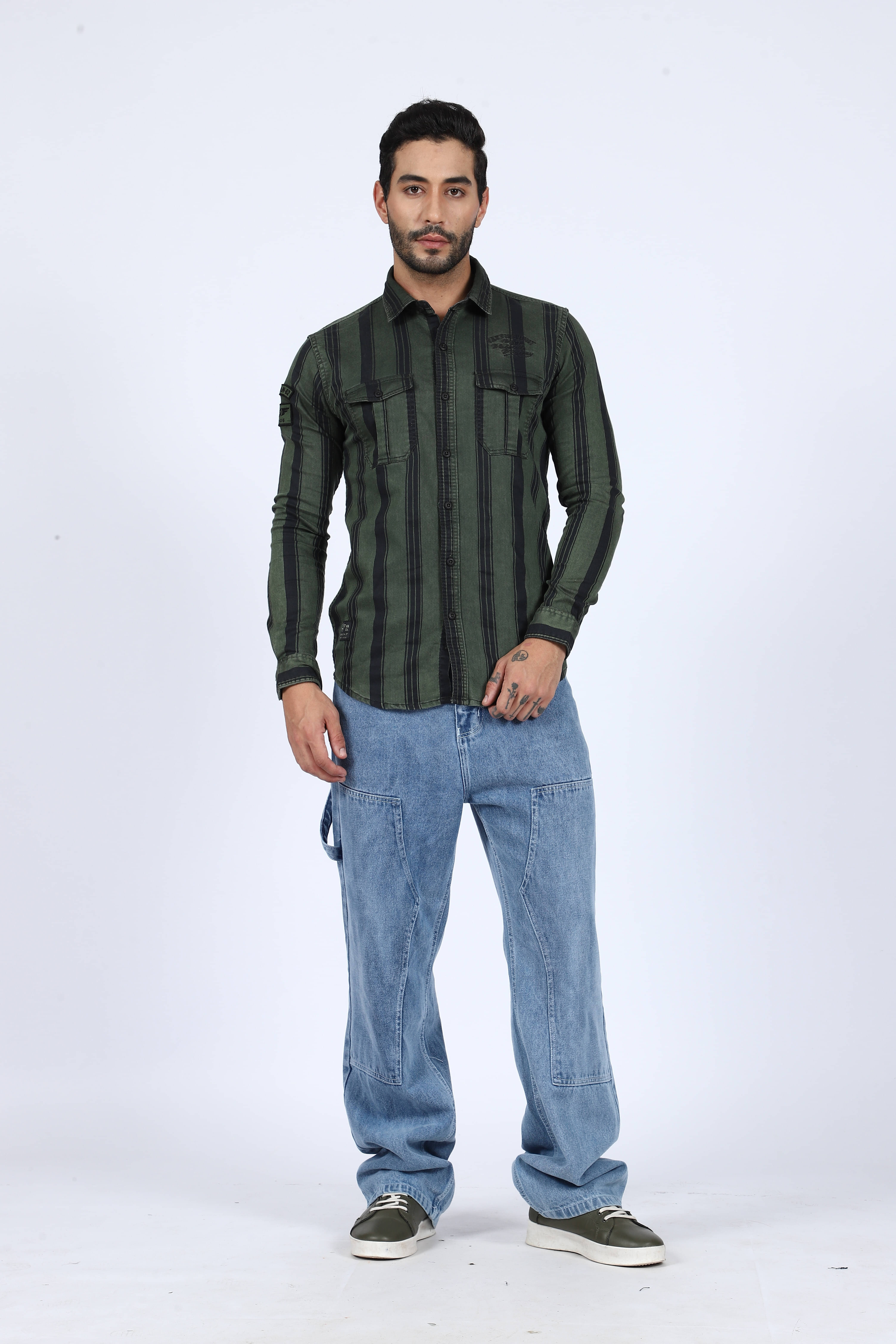     			Wolf & co. Cotton Blend Regular Fit Striped Full Sleeves Men's Casual Shirt - Green ( Pack of 1 )