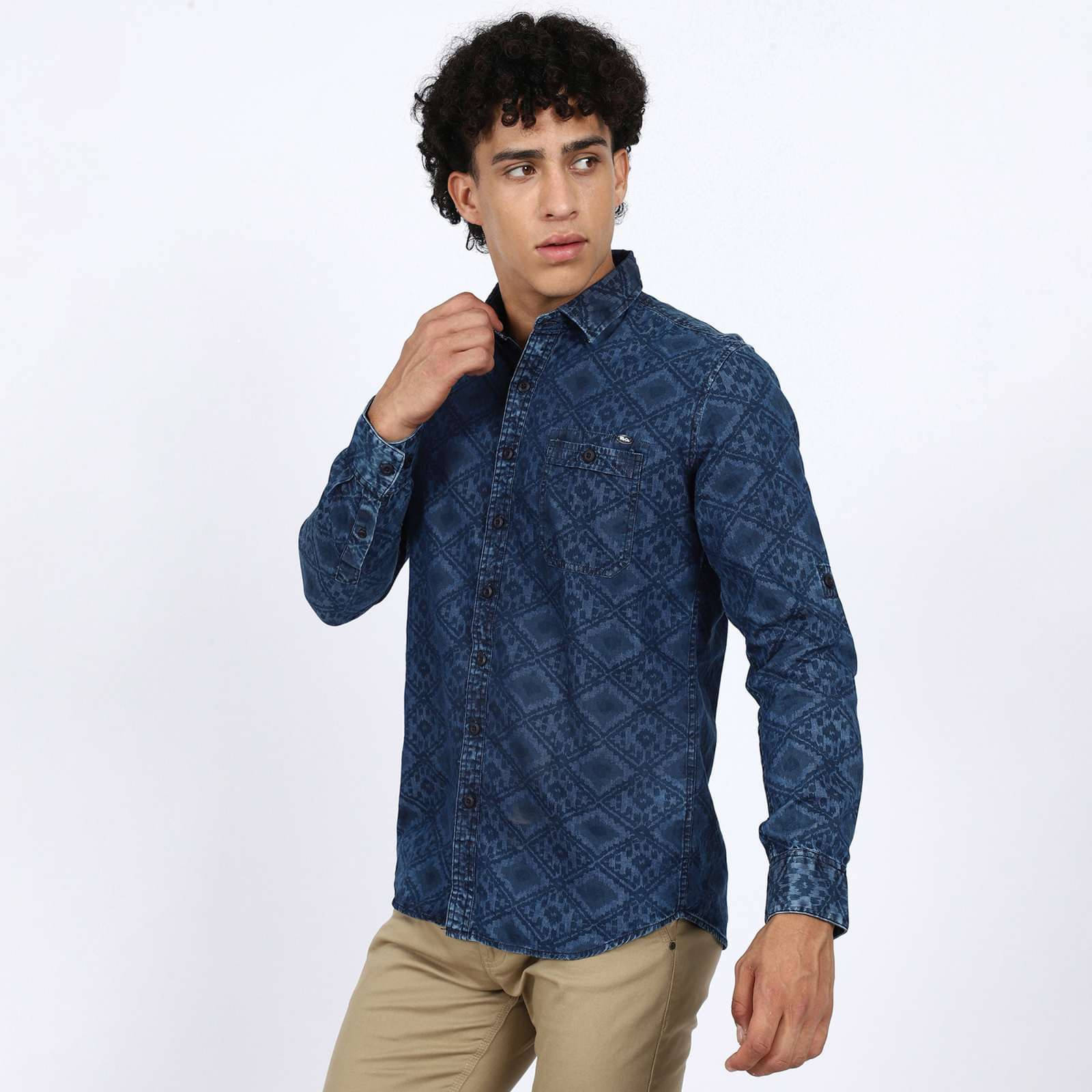 Wolf & co. Cotton Blend Regular Fit Printed Full Sleeves Men's Casual Shirt - Blue ( Pack of 1 ) Wolf & co. Cotton Blend Regular Fit Printed Full Sleeves Men's Casual Shirt - Blue ( Pack of 1 )