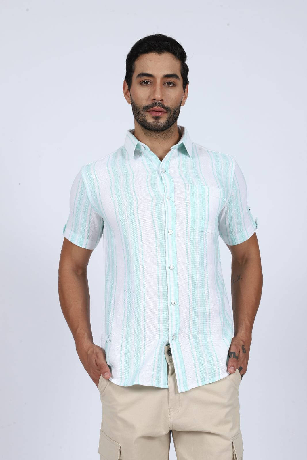 Wolf & co. Cotton Blend Regular Fit Striped Half Sleeves Men's Casual Shirt - Multicolor ( Pack of 1 ) Wolf & co. Cotton Blend Regular Fit Striped Half Sleeves Men's Casual Shirt - Multicolor ( Pack of 1 )