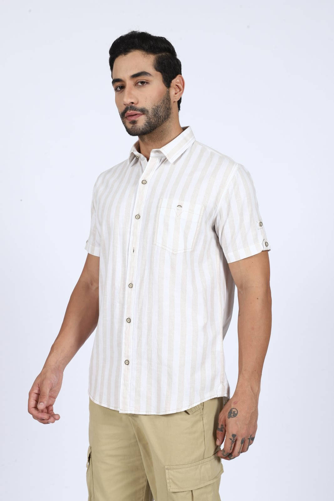 Wolf & co. Cotton Blend Regular Fit Striped Half Sleeves Men's Casual Shirt - Multicolor ( Pack of 1 ) Wolf & co. Cotton Blend Regular Fit Striped Half Sleeves Men's Casual Shirt - Multicolor ( Pack of 1 )