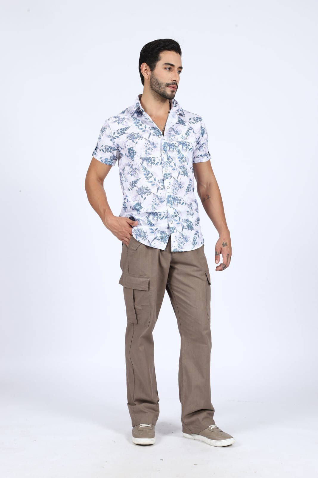 Wolf & co. Polyester Regular Fit Printed Half Sleeves Men's Casual Shirt - White ( Pack of 1 ) Wolf & co. Polyester Regular Fit Printed Half Sleeves Men's Casual Shirt - White ( Pack of 1 )