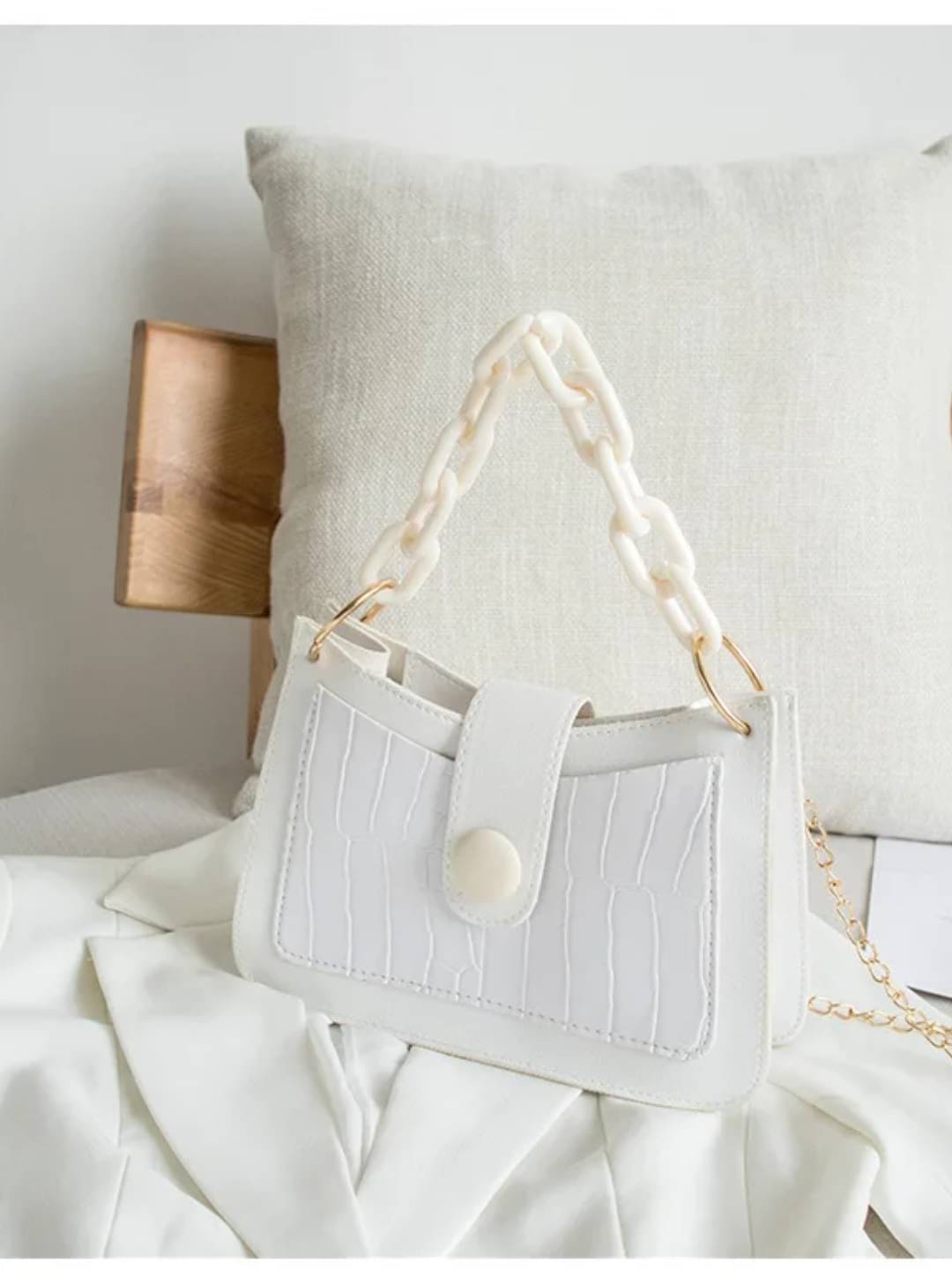     			gufrina Sling Bag PU Set of 1 ( White )