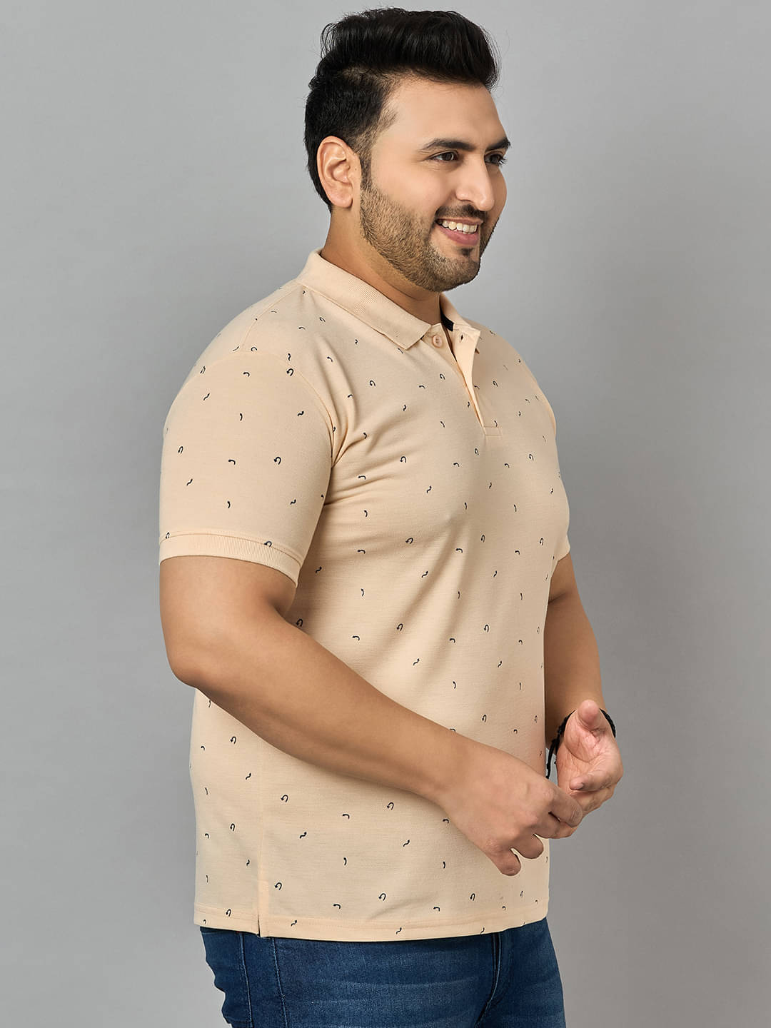 zigo Men Cotton Blend Regular Fit Printed Polo T Shirt ( Beige )     			zigo Men Cotton Blend Regular Fit Printed Polo T Shirt ( Beige )