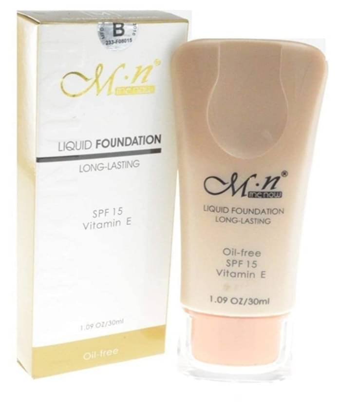     			Generic Matte Cream For All Skin Types Skin Light Foundation Pack of 1