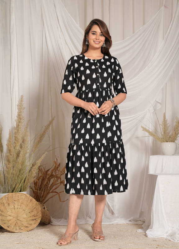     			Rangoli Fashion Women Cotton Printed Anarkali Kurti ( Black )