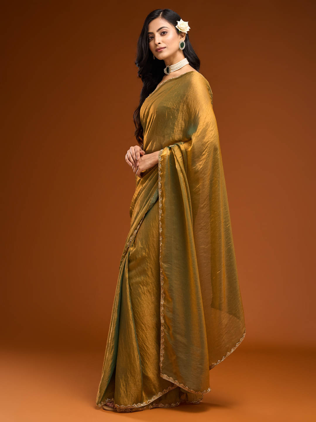 Sundhaji Trends Chiffon Solid Maheshwari Saree With Unstitched Blouse Piece ( Gold ) Sundhaji Trends Chiffon Solid Maheshwari Saree With Unstitched Blouse Piece ( Gold )