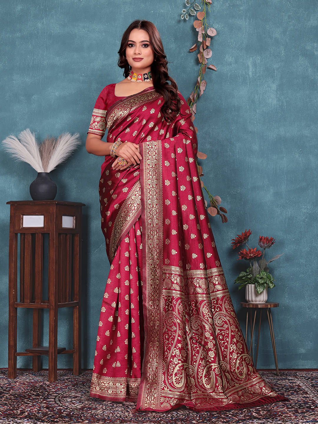     			Kanooda Prints Silk Blend Embellished Banarasi saree With Unstitched Blouse Piece ( Maroon )