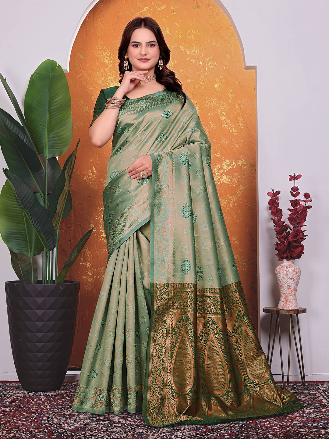 Kanooda Prints Silk Blend Embellished Banarasi saree With Unstitched Blouse Piece ( Green )     			Kanooda Prints Silk Blend Embellished Banarasi saree With Unstitched Blouse Piece ( Green )