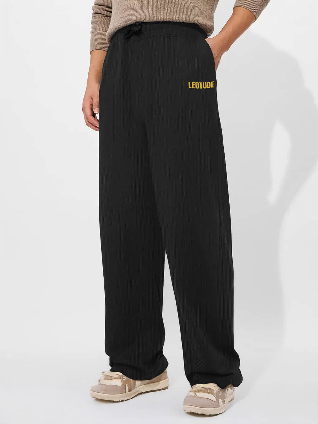 Leotude Black Cotton Blend Men's Trackpants ( Pack of 1 ) - Track Pants | Buy online on ZillyBuy