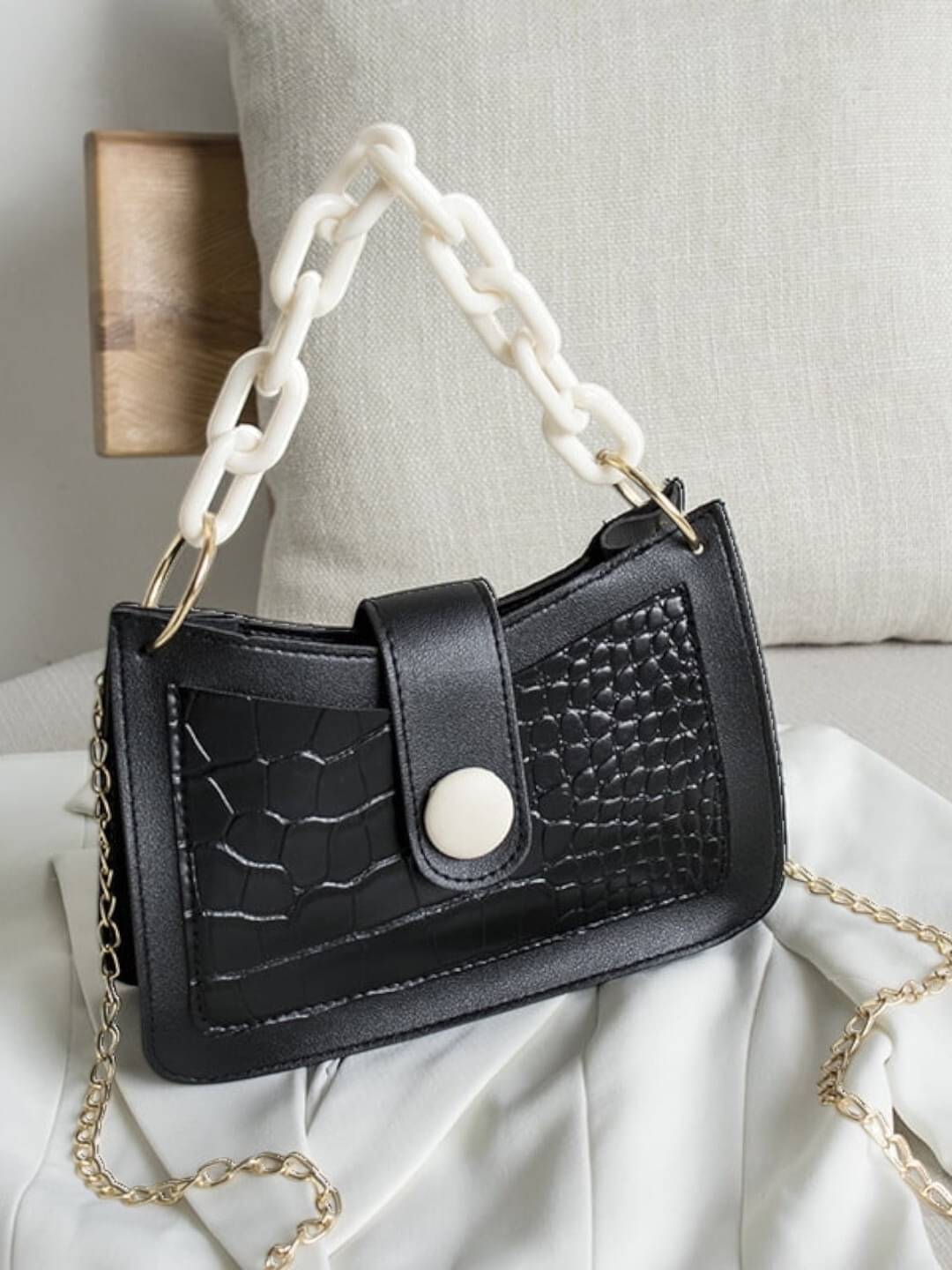     			gufrina Sling Bag PU Set of 1 ( Black )