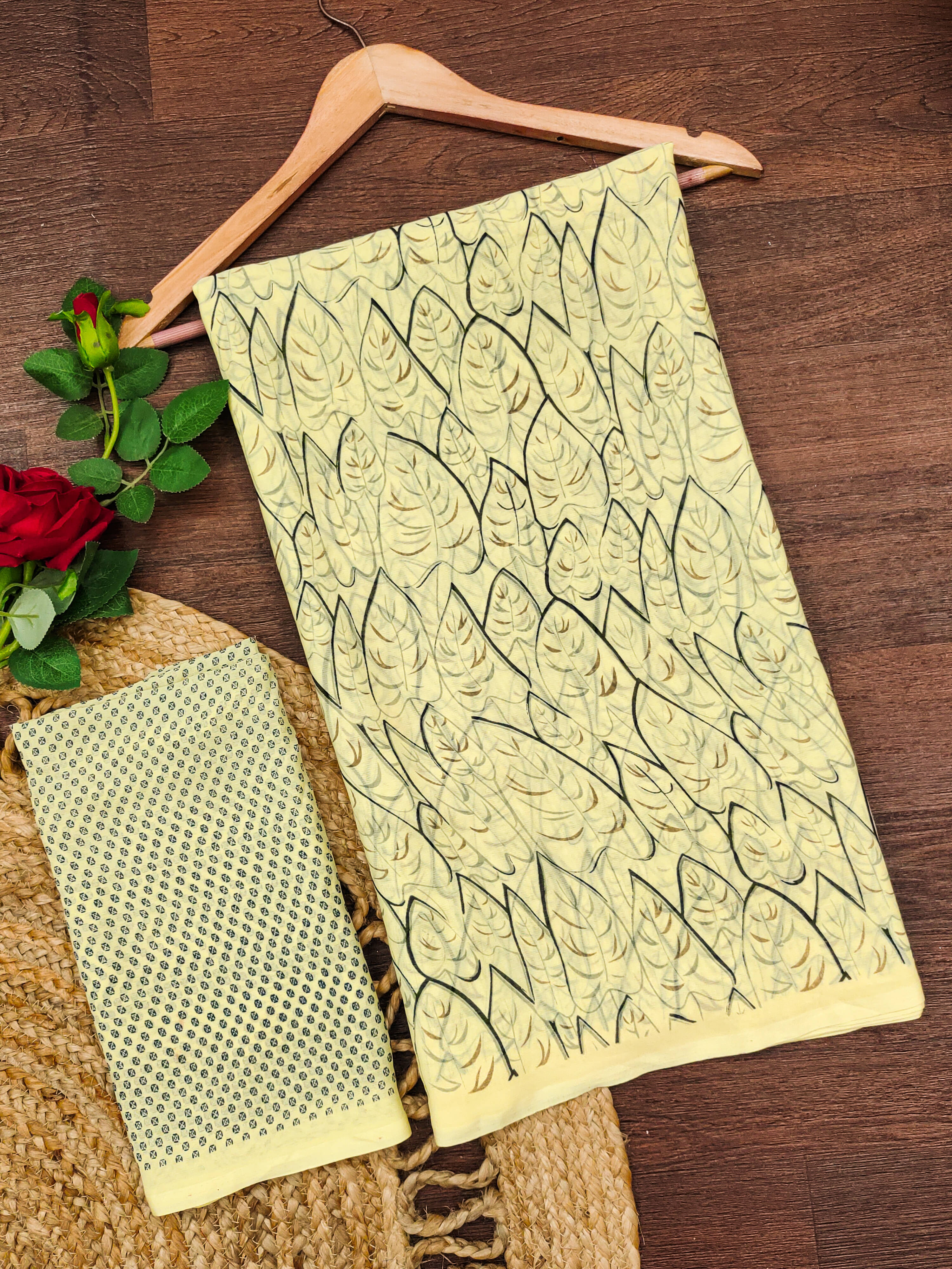 ANAND SAREES Georgette Printed Ilkal Saree With Unstitched Blouse Piece ( Beige )     			ANAND SAREES Georgette Printed Ilkal Saree With Unstitched Blouse Piece ( Beige )