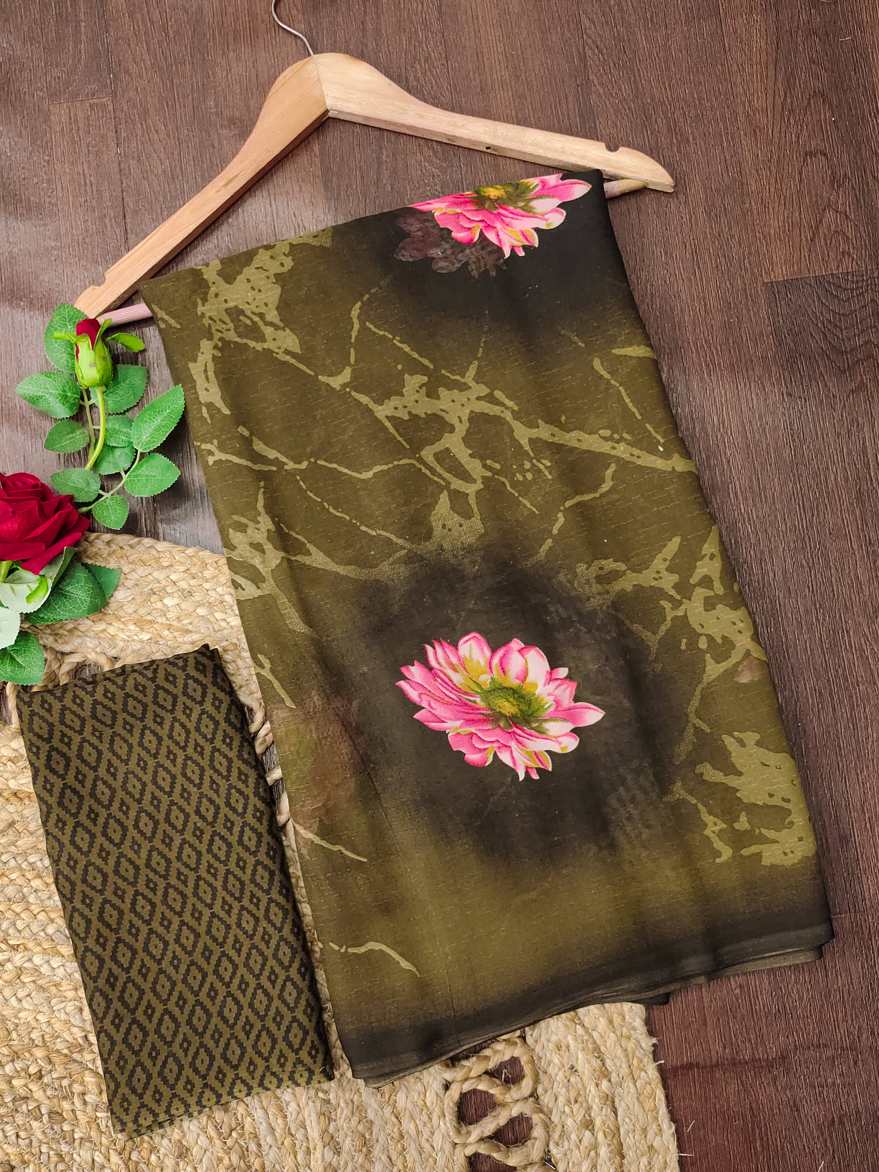 ANAND SAREES Georgette Printed Ilkal Saree With Unstitched Blouse Piece ( Green ) ANAND SAREES Georgette Printed Ilkal Saree With Unstitched Blouse Piece ( Green )