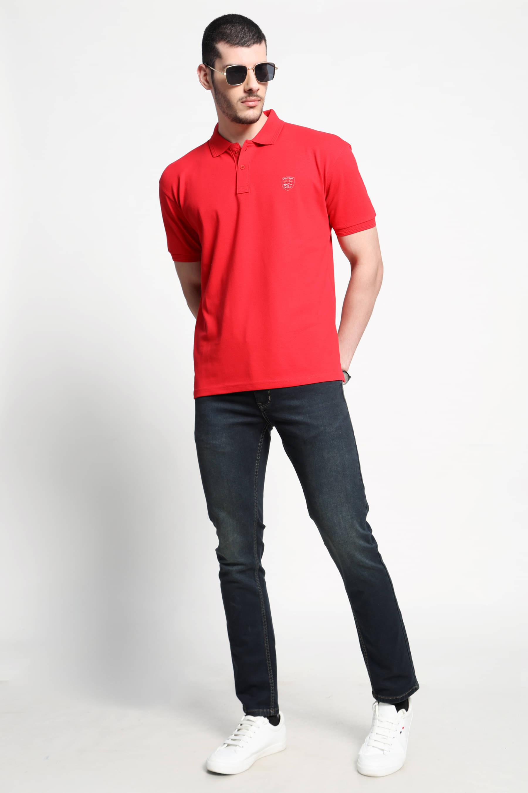 AURAMIND Men Cotton Regular Fit Solid Polo T Shirt ( Red ) AURAMIND Men Cotton Regular Fit Solid Polo T Shirt ( Red )