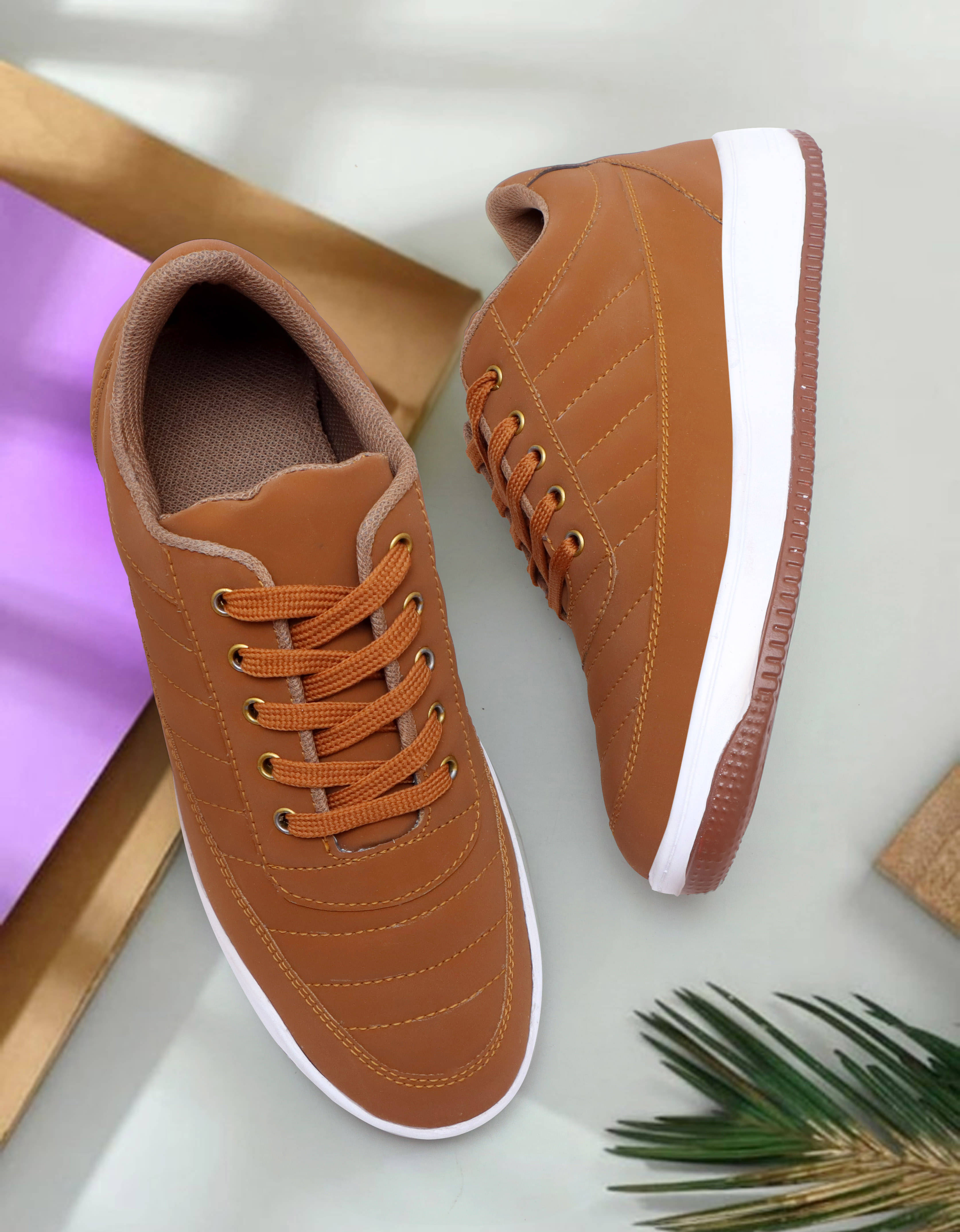     			Groofer Tan Men's Sneakers
