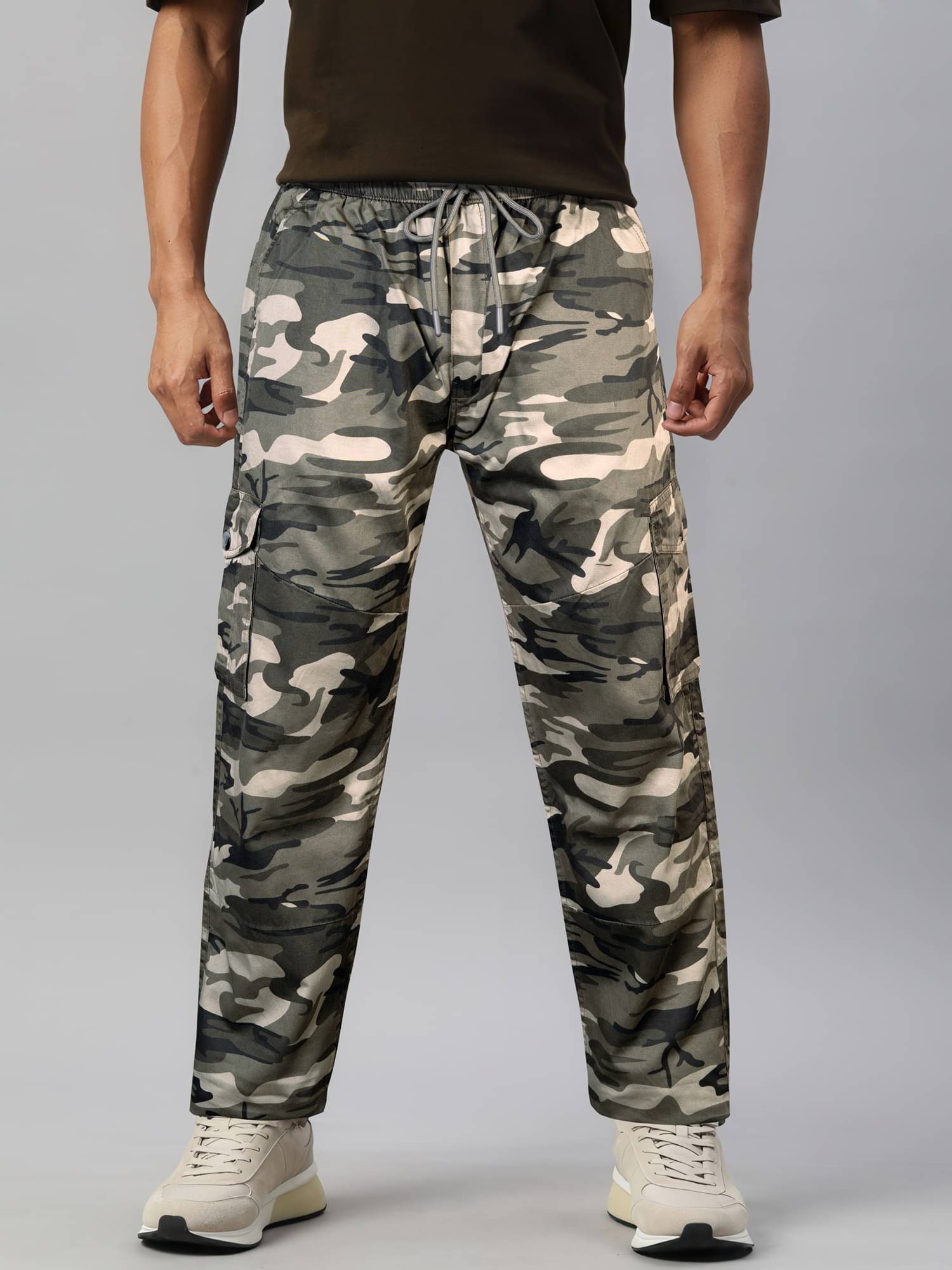     			JB JUST BLACK Relax Flat Men's Cargos - Beige ( Pack of 1 )