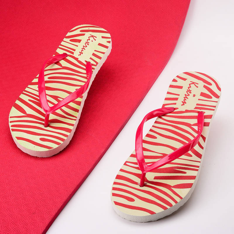     			KIXRUN FASHION White Women's Daily Slipper
