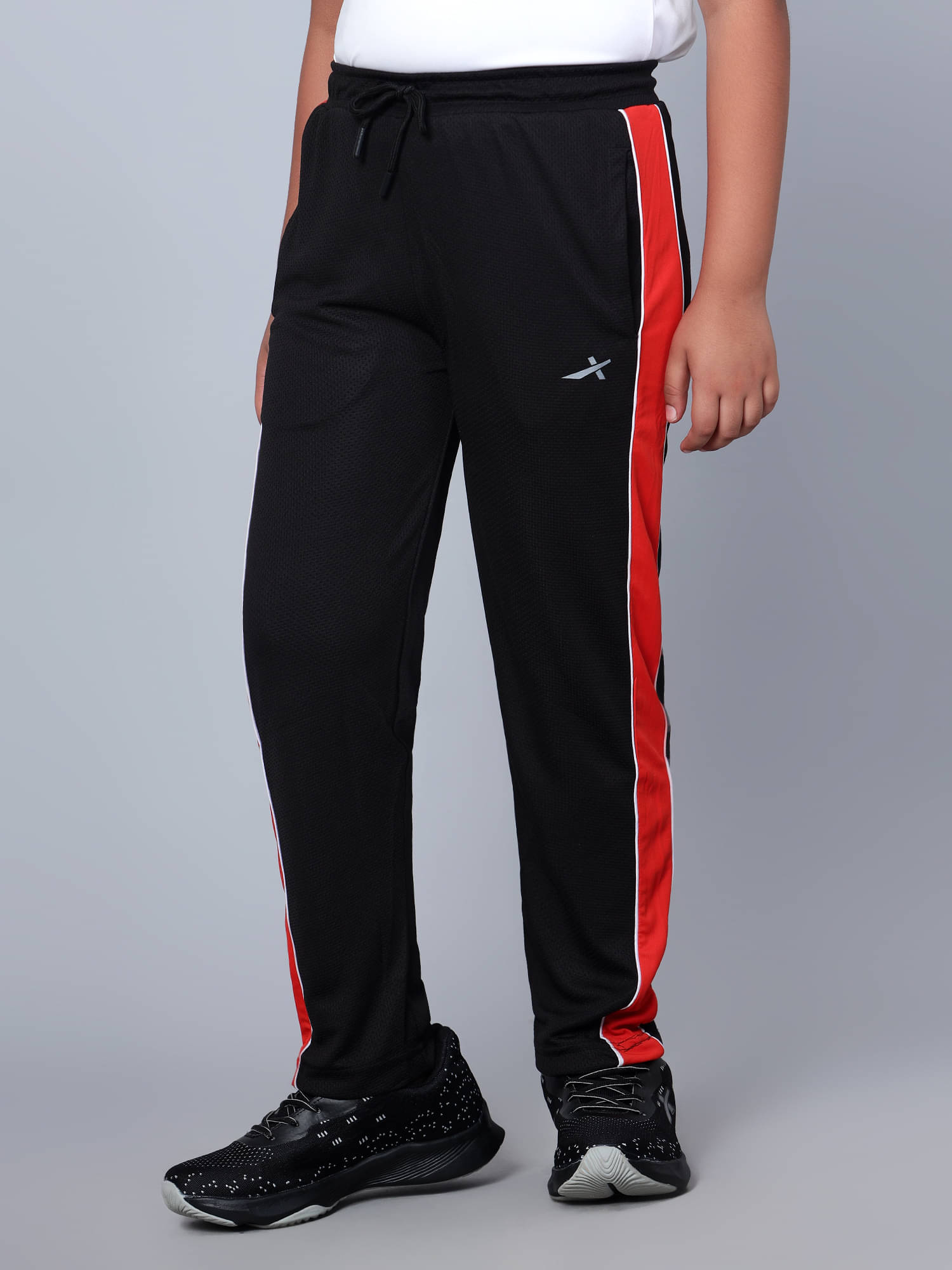     			Vector X Pack of 1 Boys Polyester Trackpant ( Black )