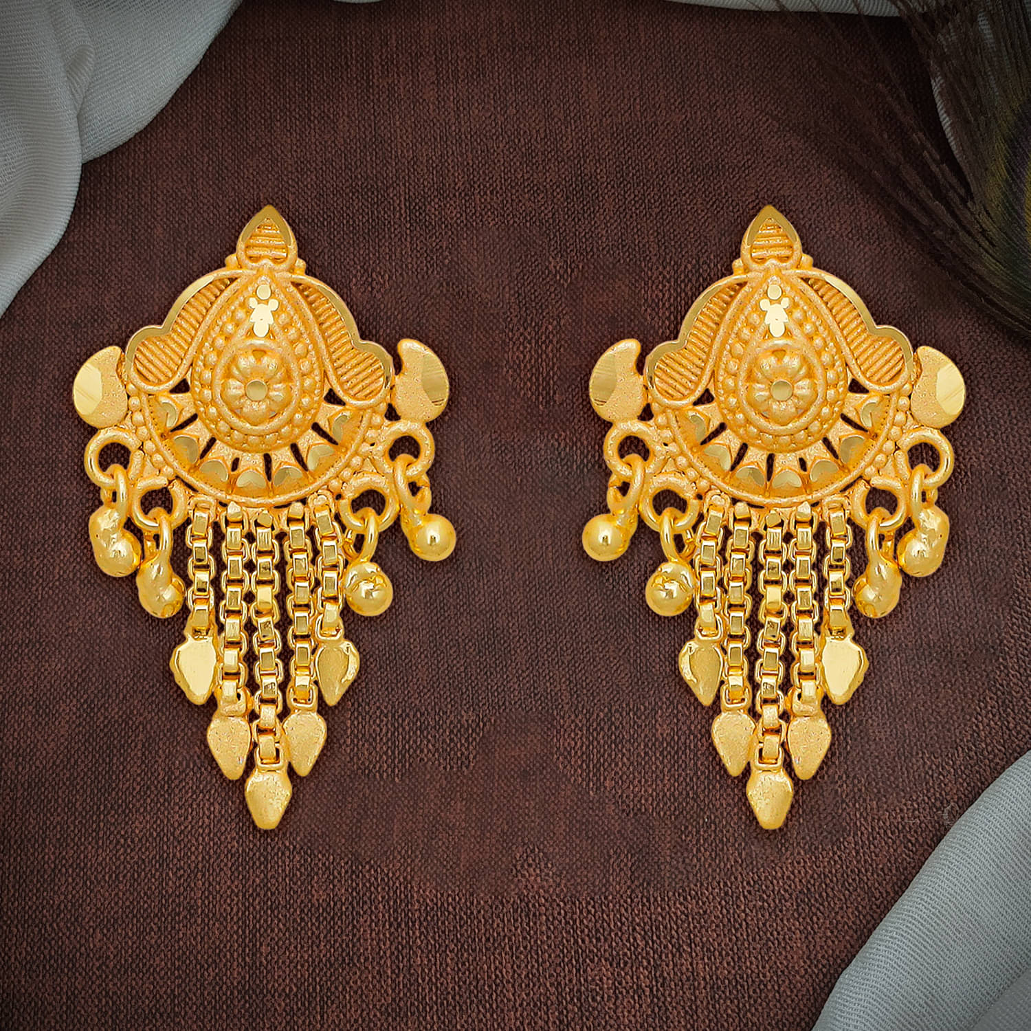     			Drashti Collection Golden Danglers Earrings ( Pack of 1 )