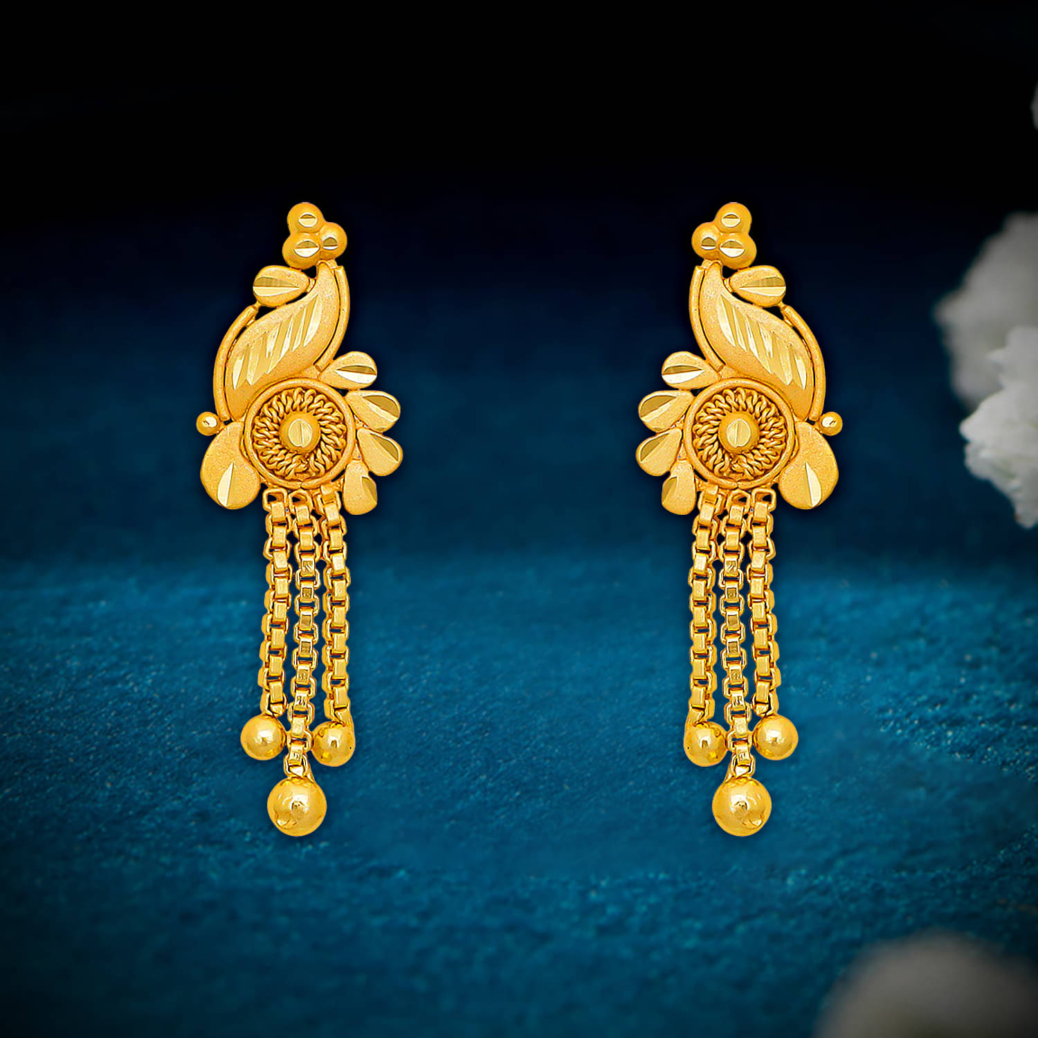     			Drashti Collection Golden Danglers Earrings ( Pack of 1 )