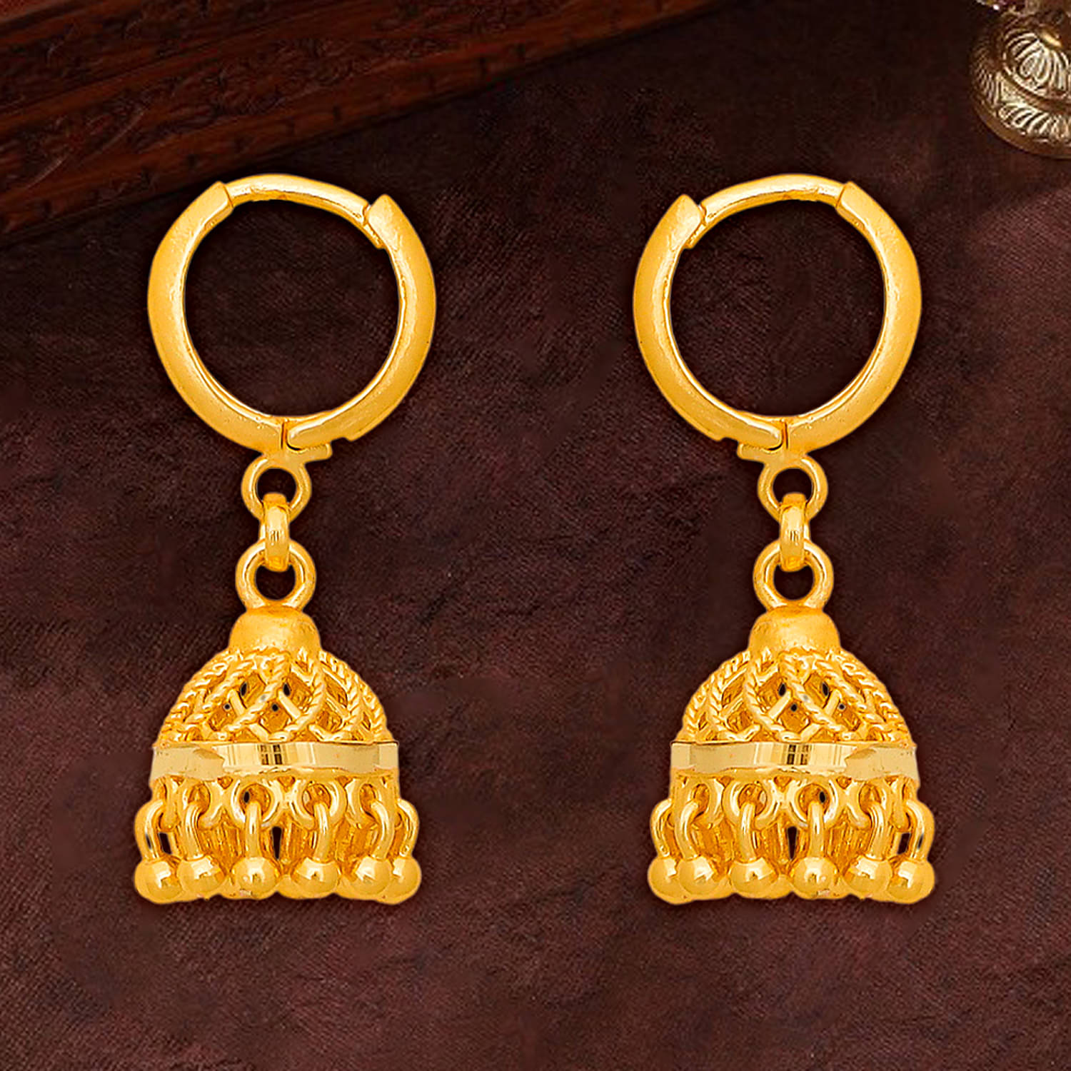     			Drashti Collection Golden Jhumki Earrings ( Pack of 1 )