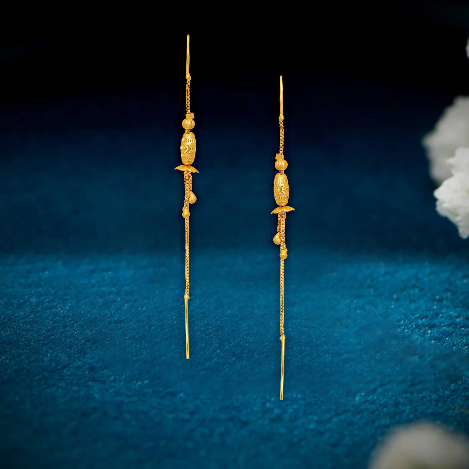     			Drashti Collection Golden Threader Earrings ( Pack of 1 )