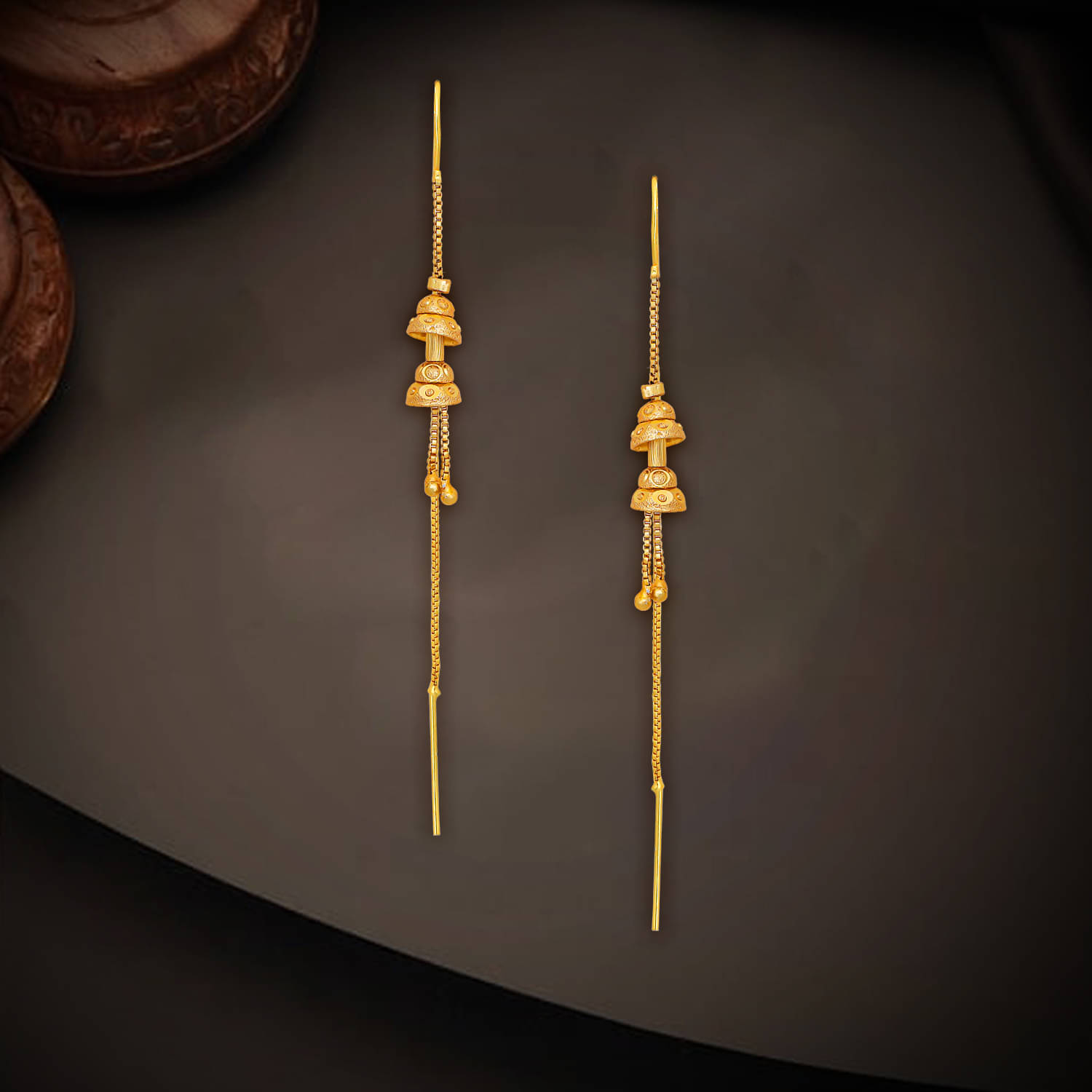     			Drashti Collection Golden Threader Earrings ( Pack of 1 )