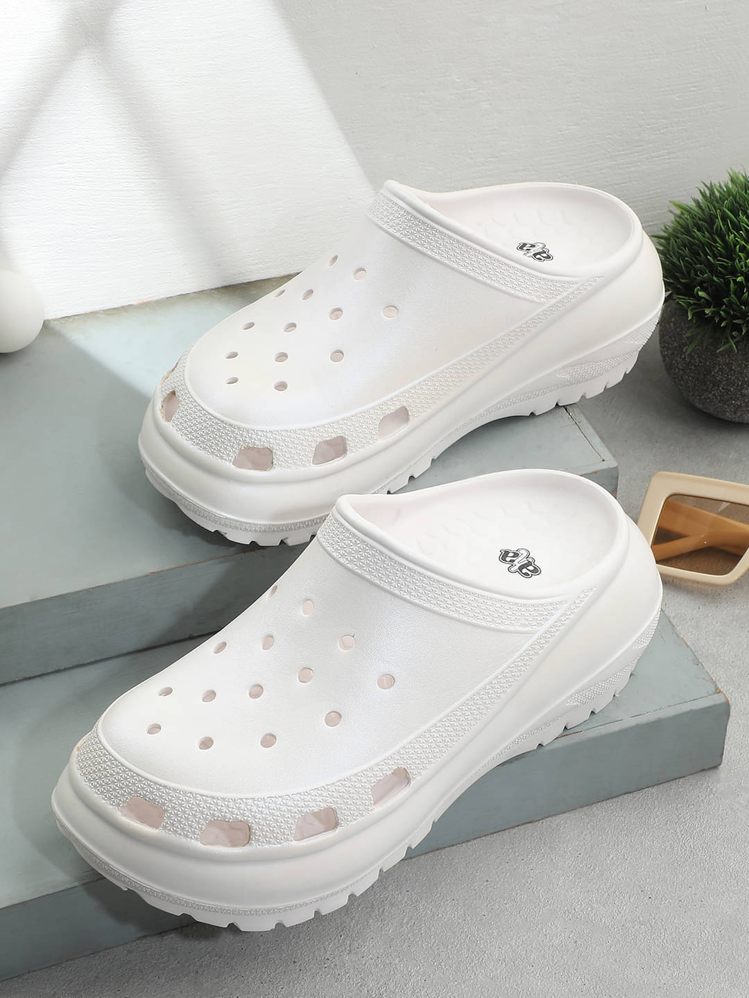     			Liberty White Women's Clogs