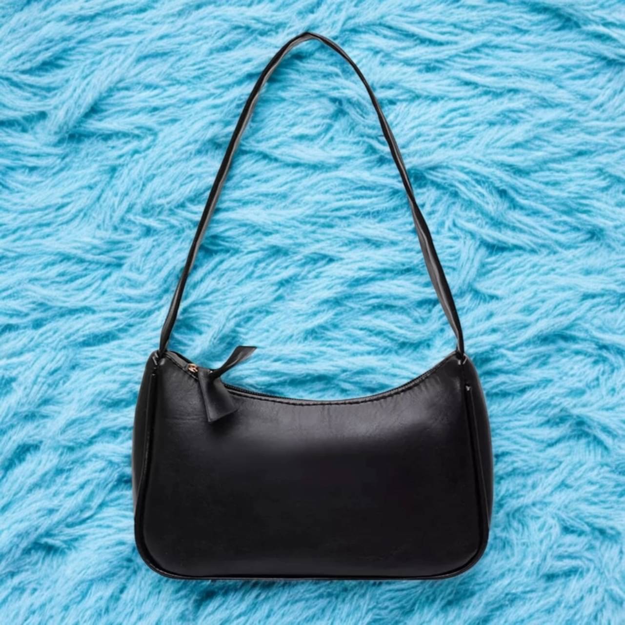     			MI PLUS Sling Bag PU Set of 1 ( Black )