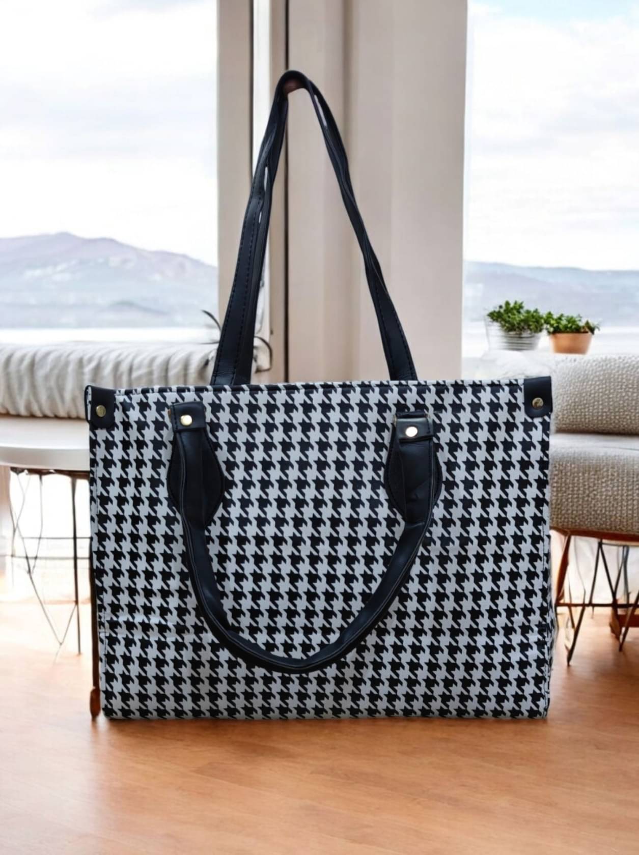     			MI PLUS Tote Bag Canvas Set of 1 ( Black,White )