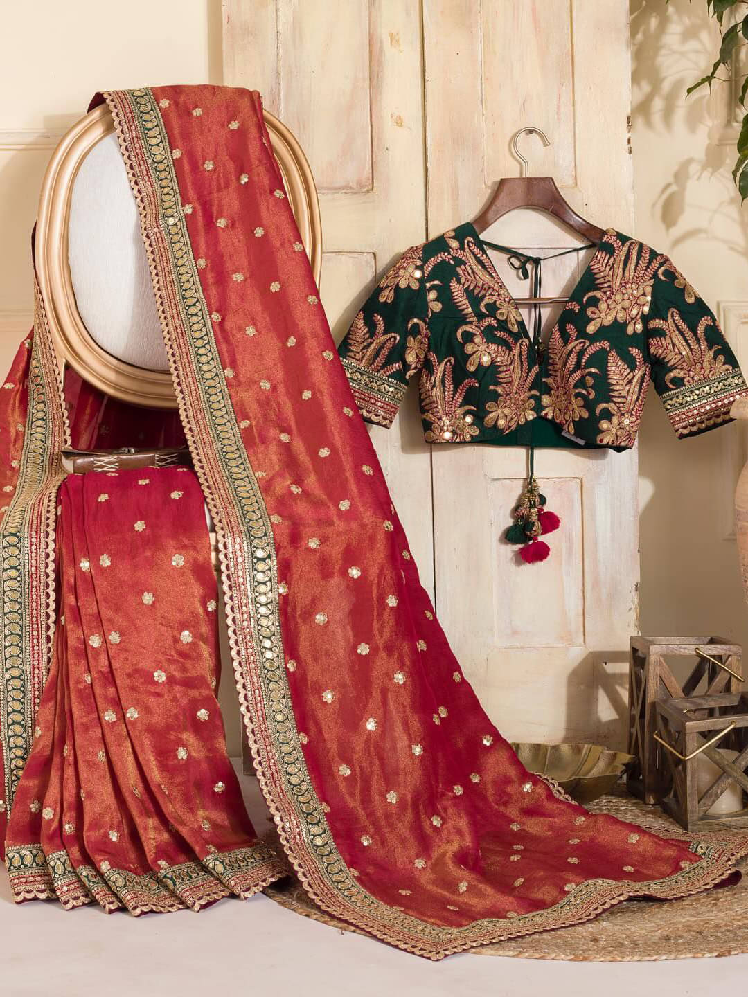     			Prazvika Net Embroidered Chanderi saree With Unstitched Blouse Piece ( Red )