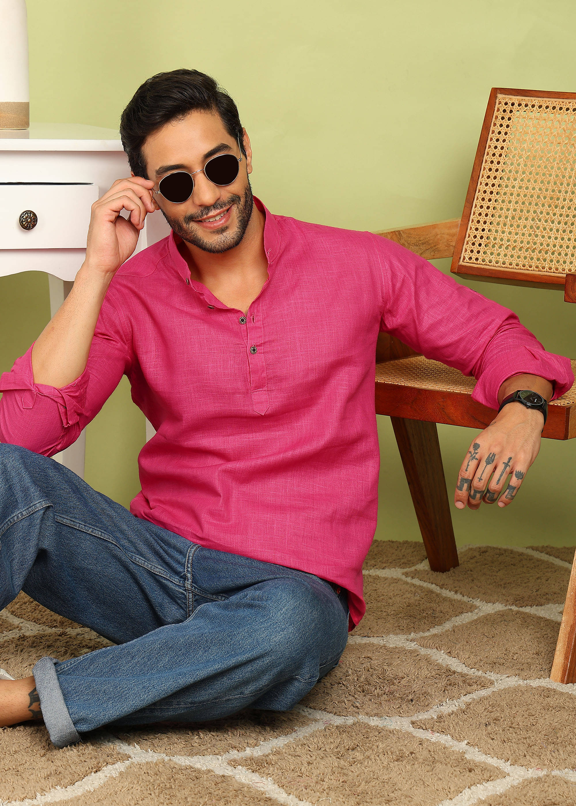     			allan peter Pink Cotton Men's Regular Kurta ( Pack of 1 )