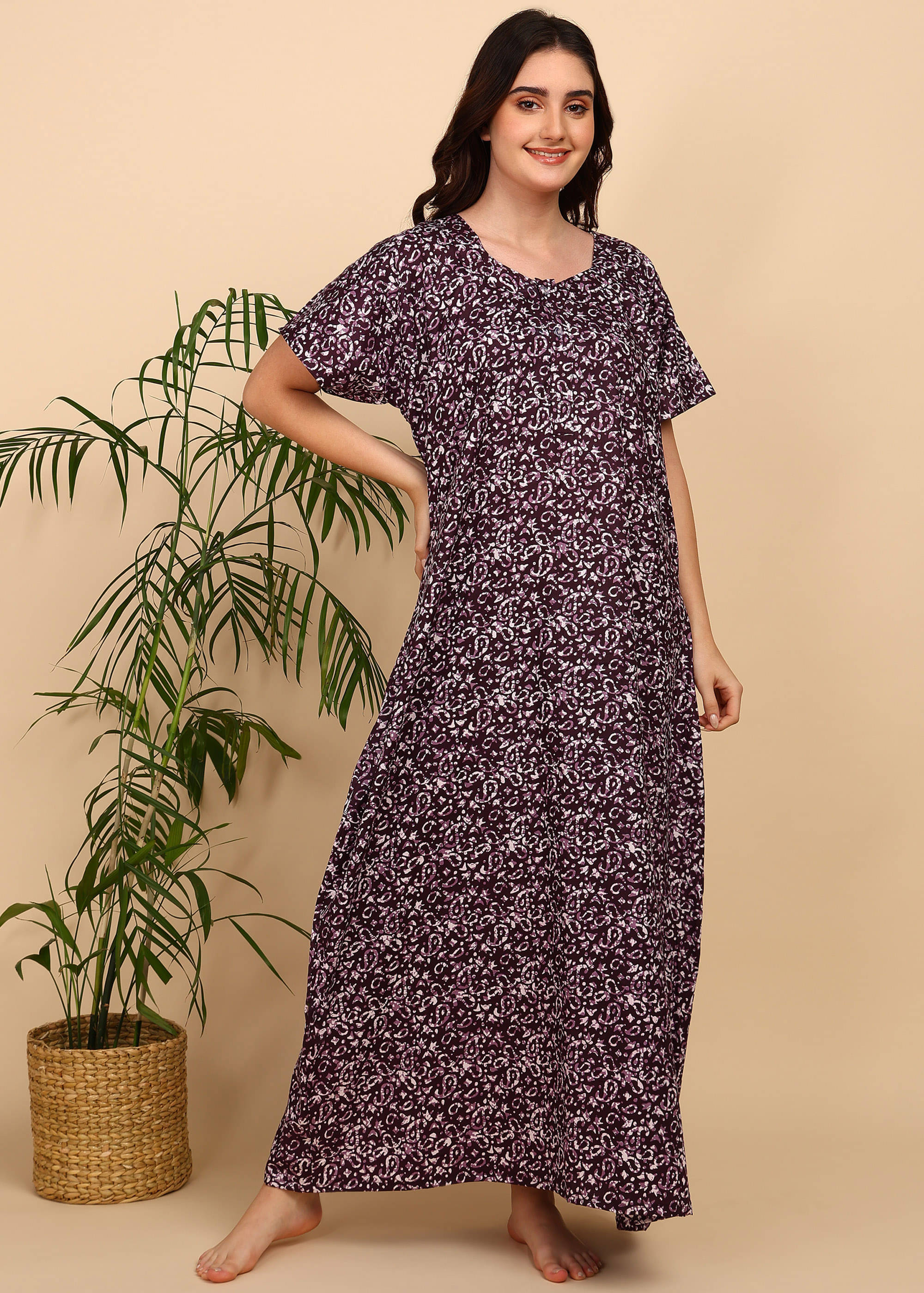     			manidhari fab Maroon Cotton Women's Nightwear Nighty & Night Gowns ( Pack of 1 )