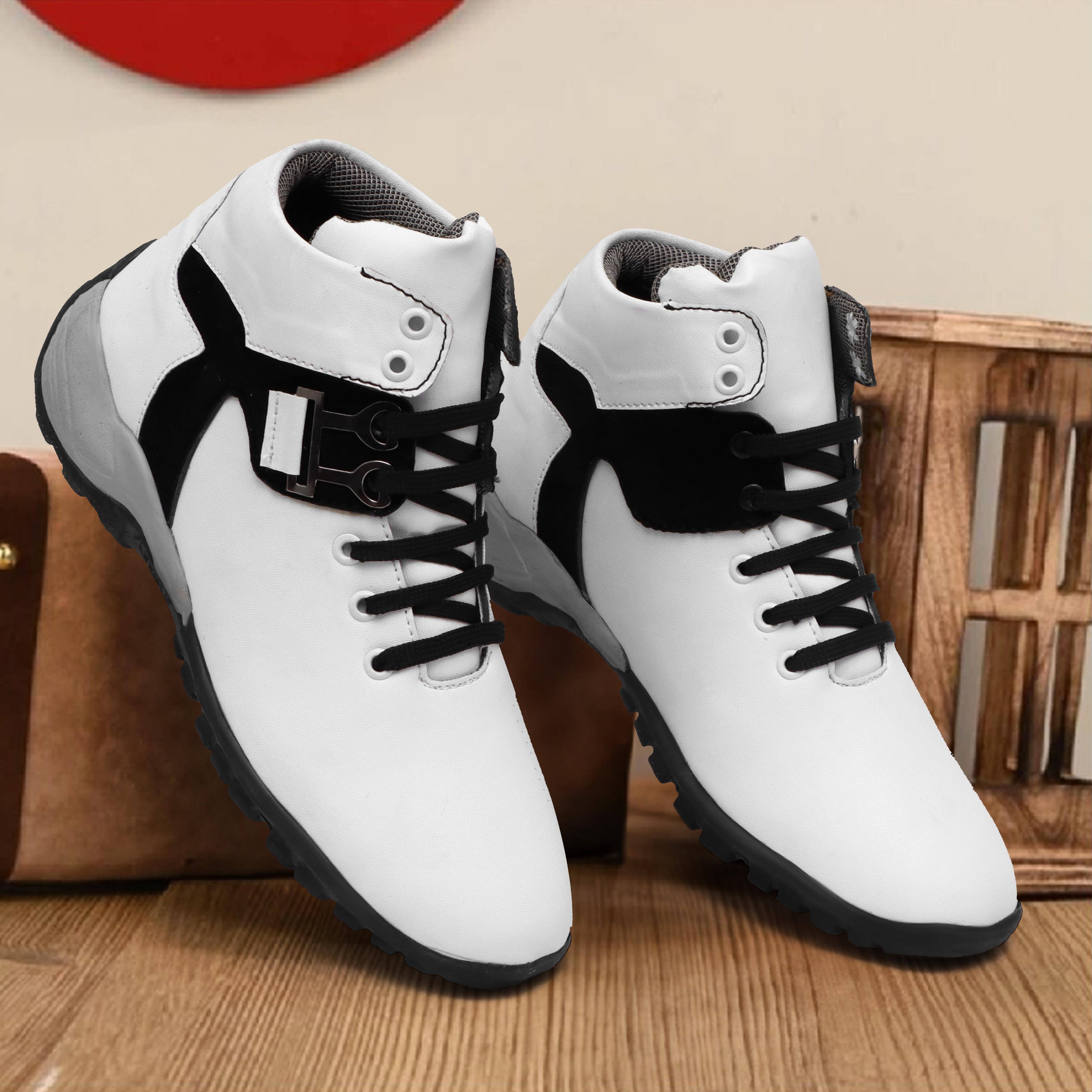     			Groofer White Men's Casual Boots