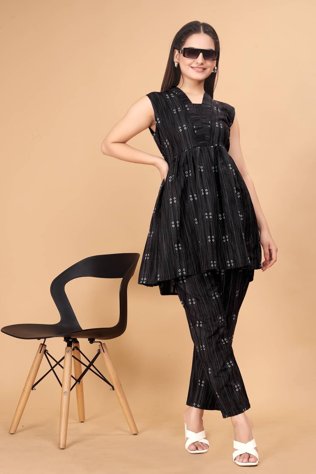     			MEHUL TEXTILE / MVC GROUP OF COMPANY Women Printed Top With Trousers Co-Ord Set ( Black )