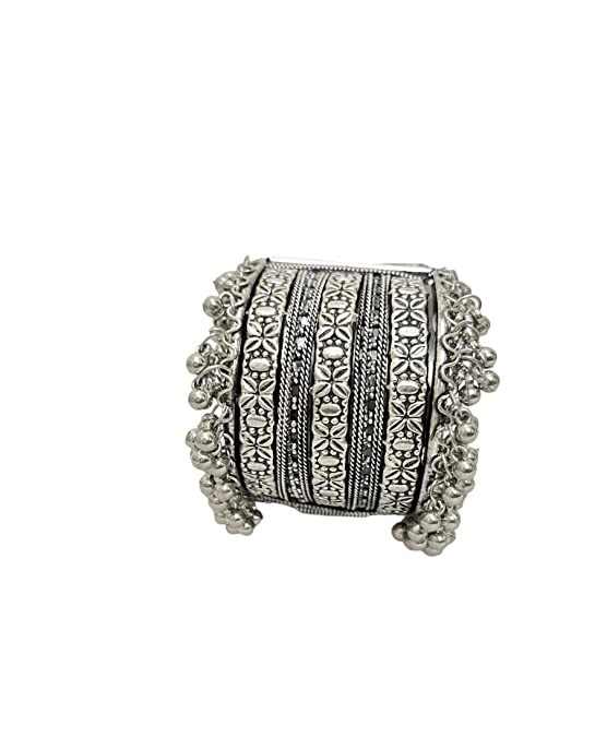 Opus Gems Silver Bracelet ( Pack of 1 ) Opus Gems Silver Bracelet ( Pack of 1 )