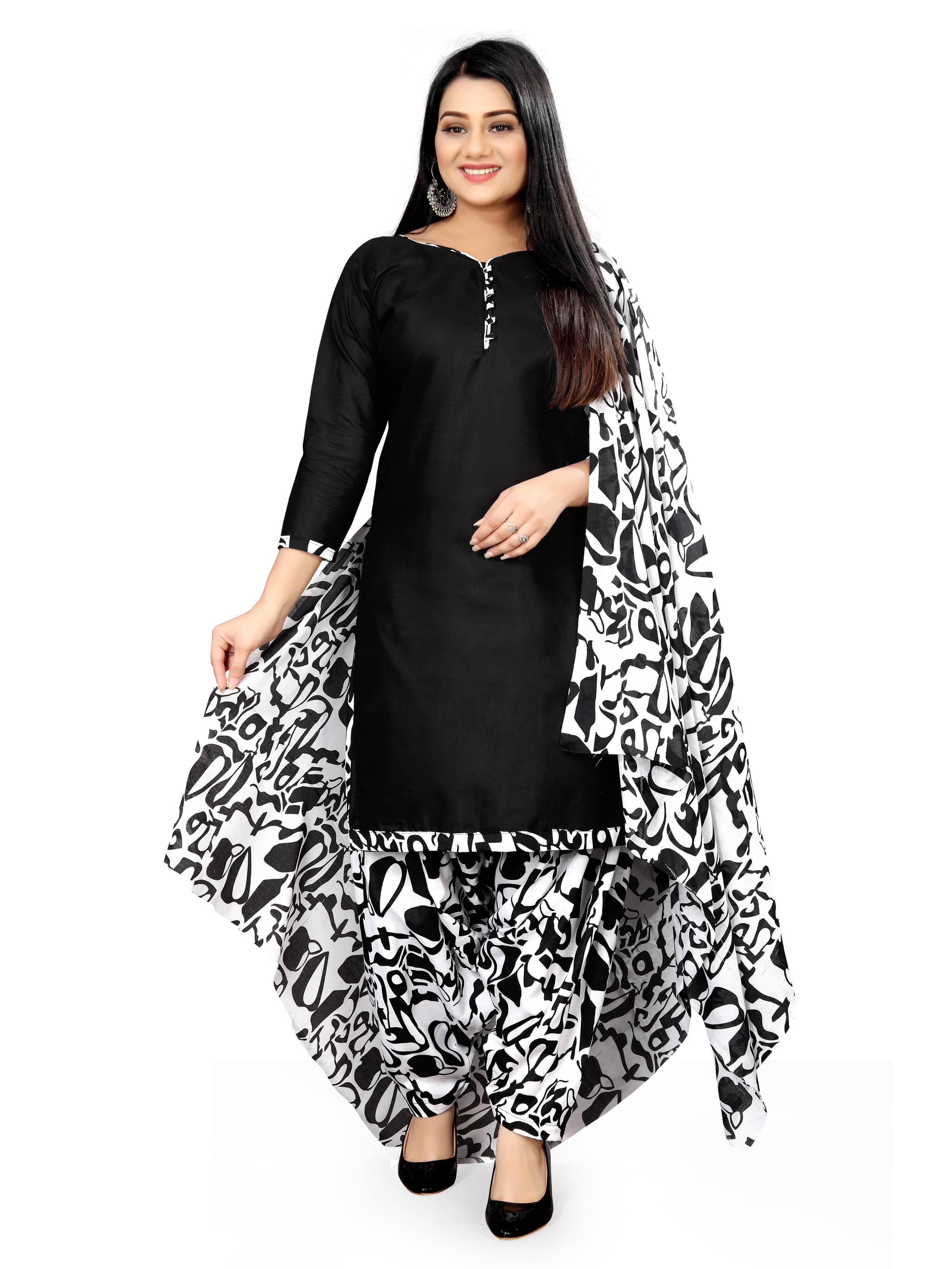     			Rajnandini Women Cotton Blend Printed Straight Kurti With Patiala Salwar ( Black )