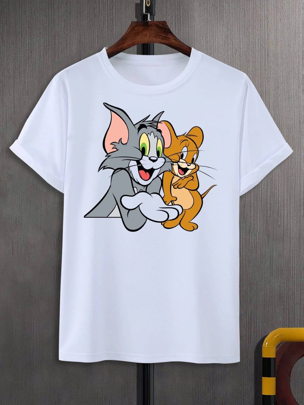     			Sista's Men Polyester Regular Fit Printed T-Shirt ( White )