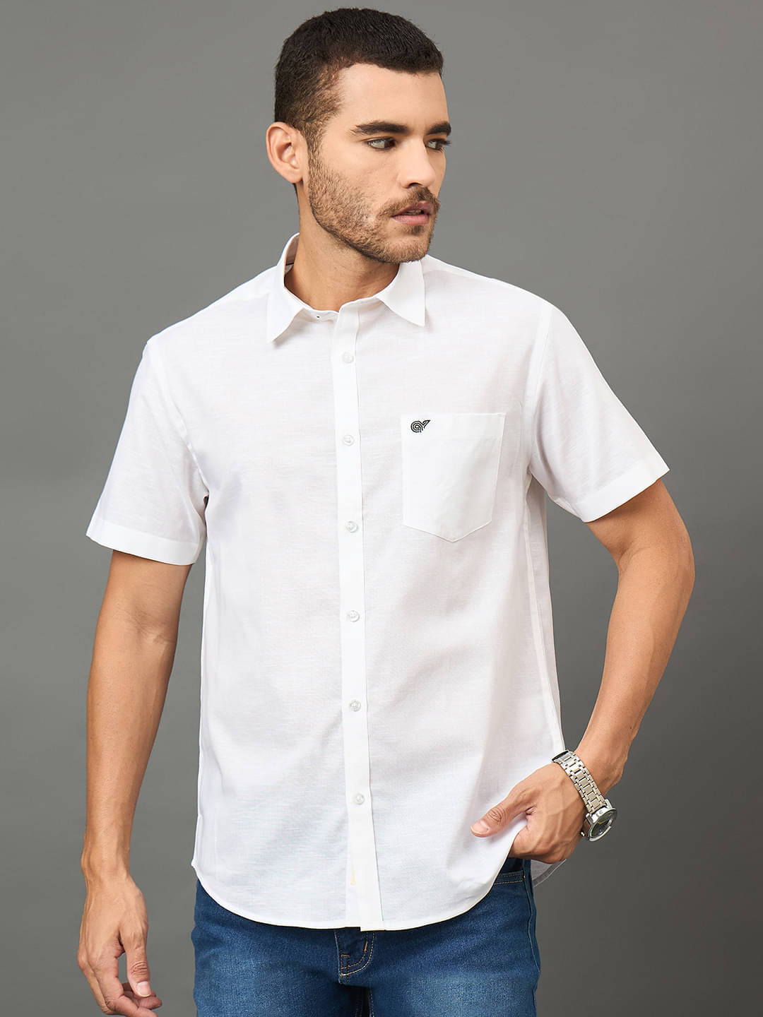 Club York Cotton Blend Slim Fit Solids Half Sleeves Men's Casual Shirt - White ( Pack of 1 )     			Club York Cotton Blend Slim Fit Solids Half Sleeves Men's Casual Shirt - White ( Pack of 1 )