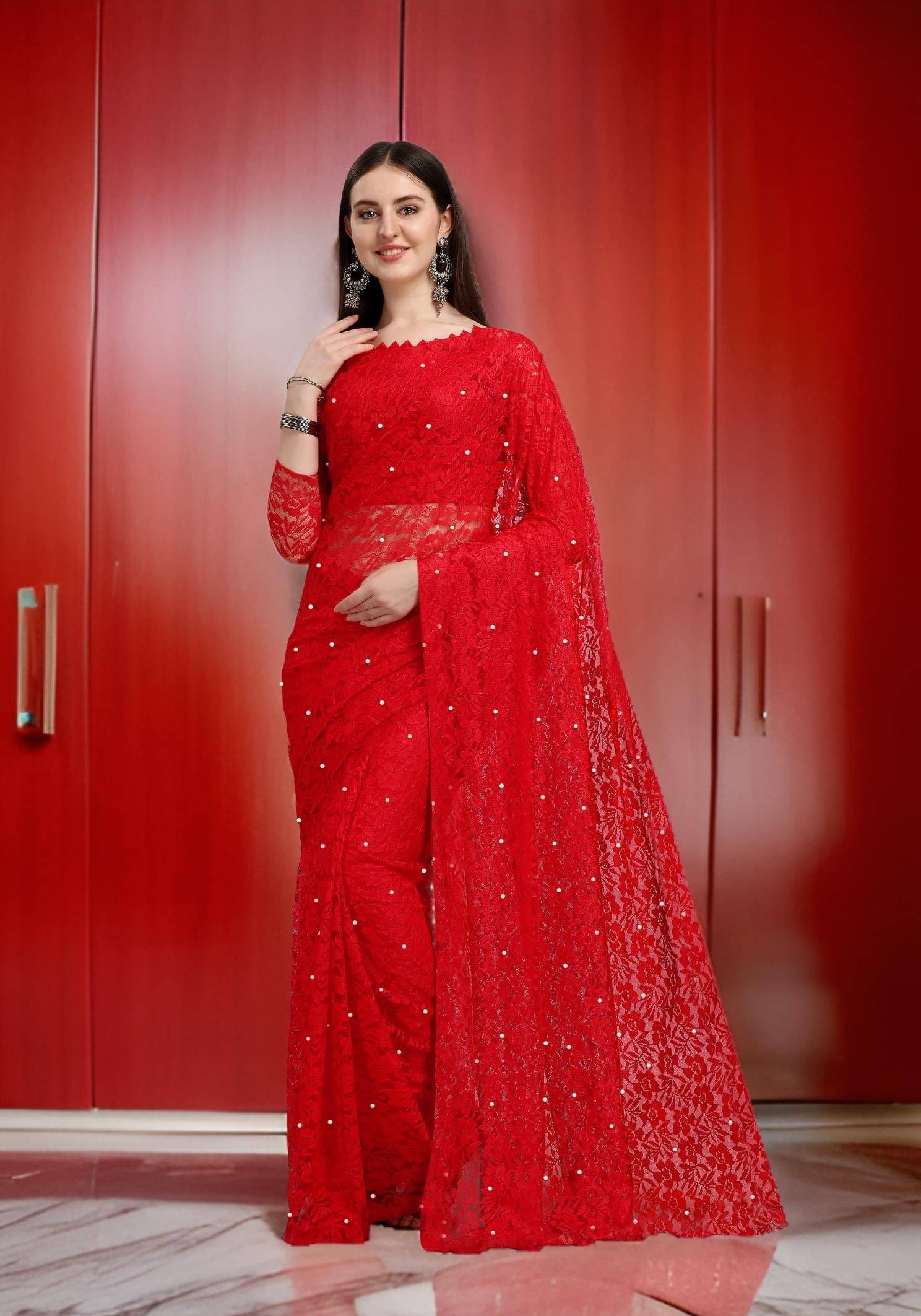     			Fashion Field Net Self Design Saree With Unstitched Blouse Piece ( Red )