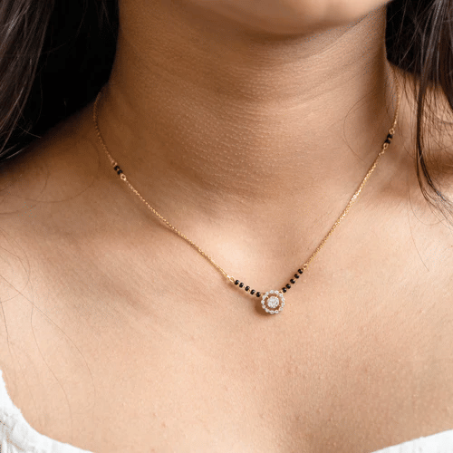     			Opus Gems Black Mangalsutra ( Pack of 1 )