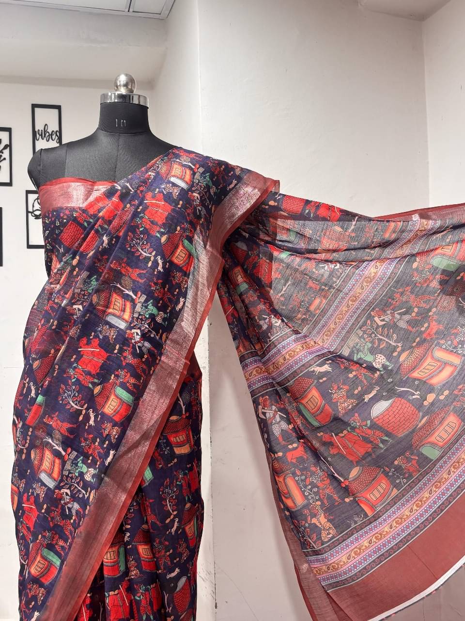Sureta Cotton Blend Self Design Saree With Unstitched Blouse Piece ( Navy Blue ) Sureta Cotton Blend Self Design Saree With Unstitched Blouse Piece ( Navy Blue )